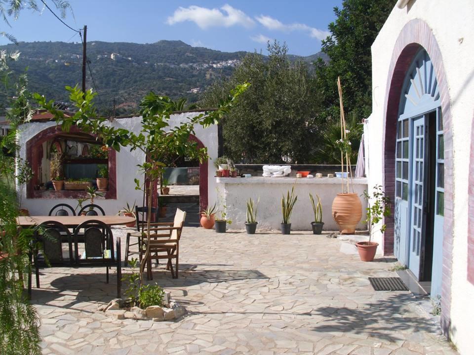 Gabriellas Garden Palaiokastro  Ngoại thất bức ảnh