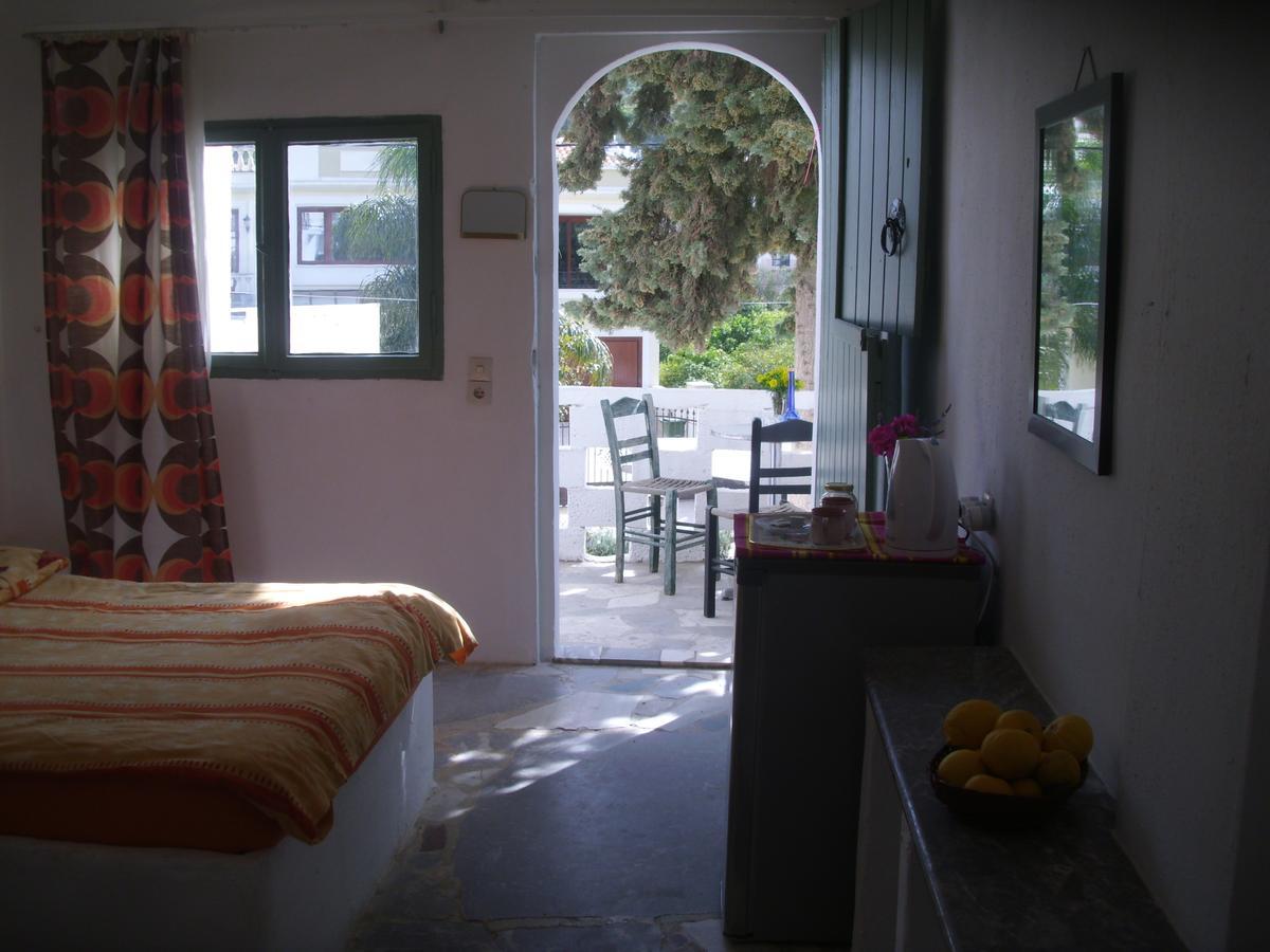 Gabriellas Garden Palaiokastro  Ngoại thất bức ảnh