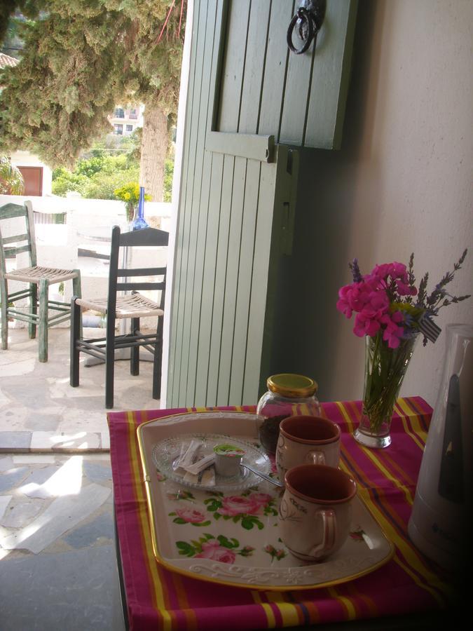 Gabriellas Garden Palaiokastro  Ngoại thất bức ảnh